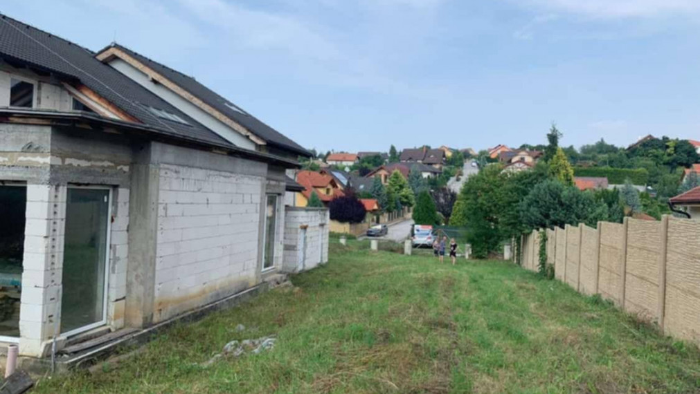 Pozemok a Hrubá stavba RD_Nitra_Kynek