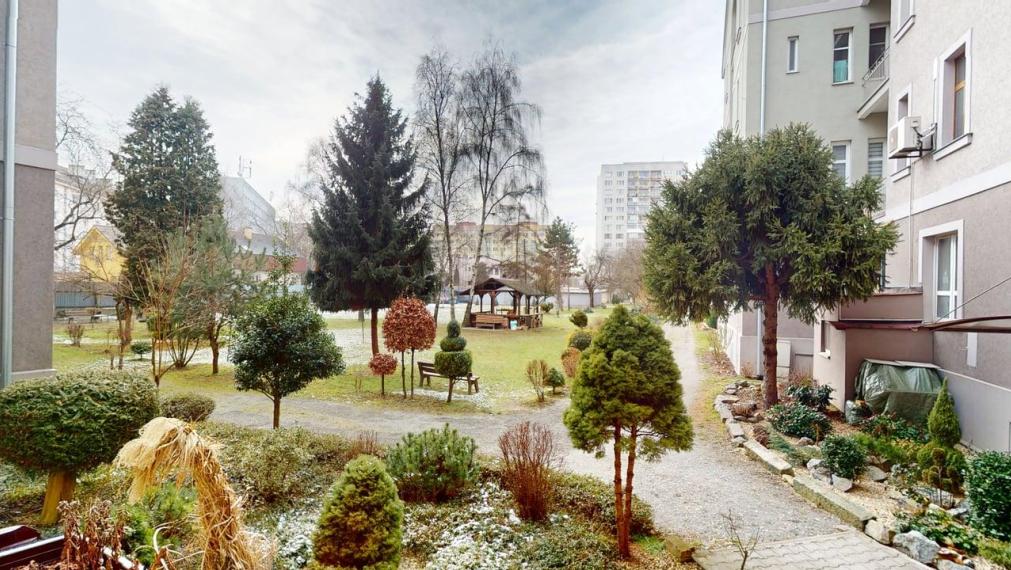 🏡 3-izbový tehlový byt 100 m² | balkón | centrum Košíc