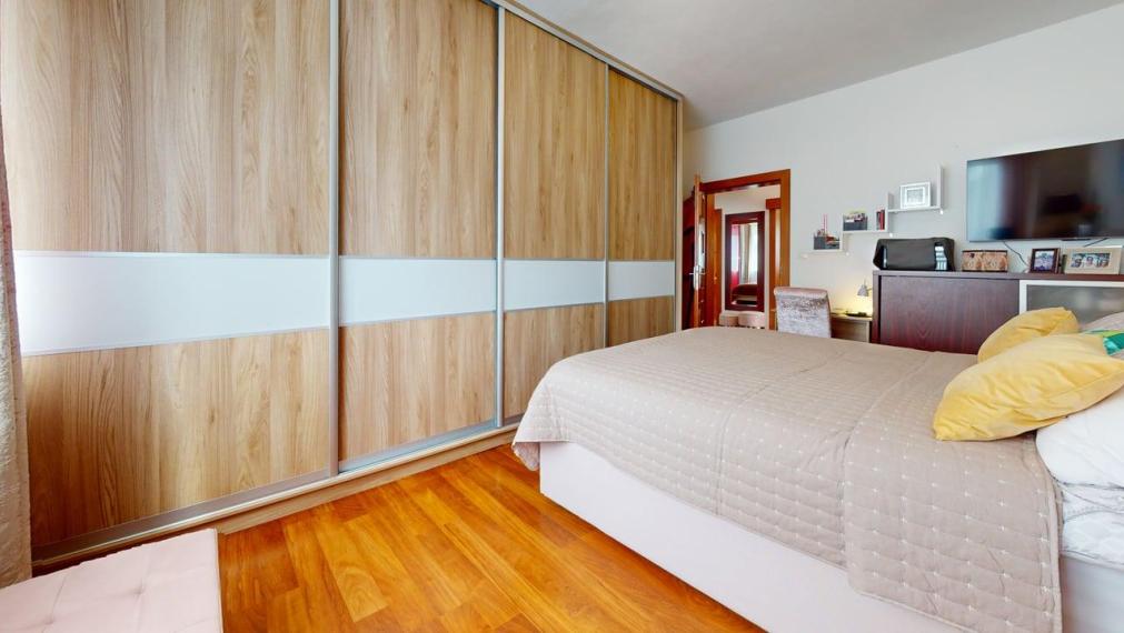 3-izbový byt Terasa, Trieda SNP | parkovanie v cene, 81 m²