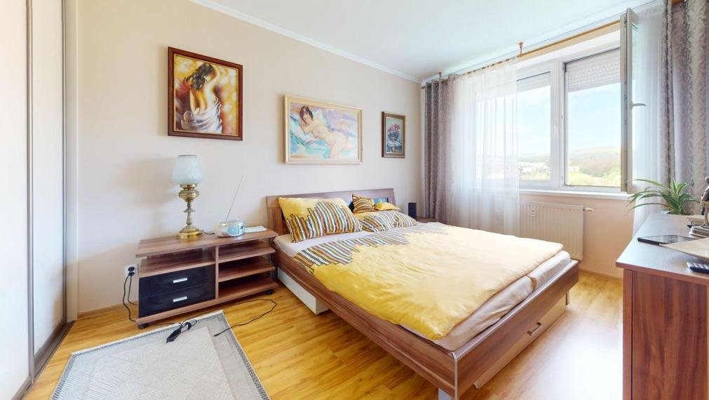 Tehlový 3-izbový byt Klimkovičova, 100 m²